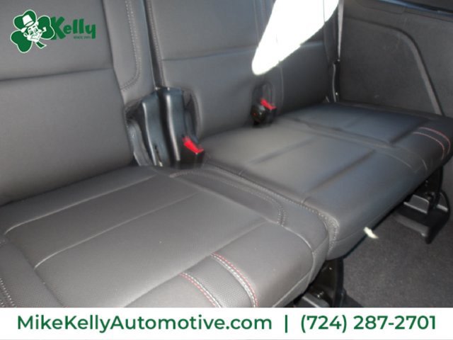 Used 2023 Chevrolet Tahoe RST w/ Luxury Package AWD/4WD image 10