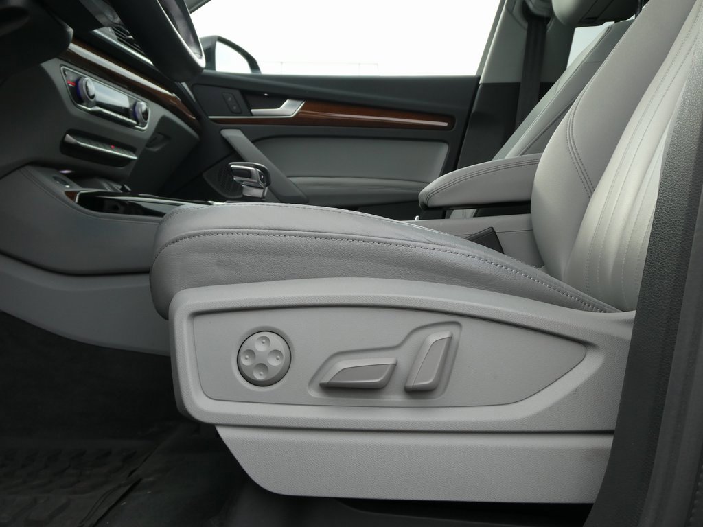 Used 2022 Audi Q5 2.0T Premium Plus image 7