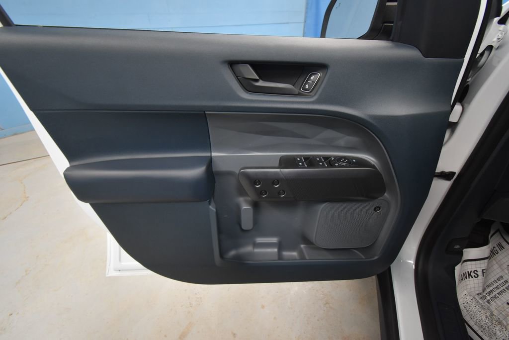 Used 2024 Ford Maverick Lariat w/ Black Appearance Package AWD/4WD image 4