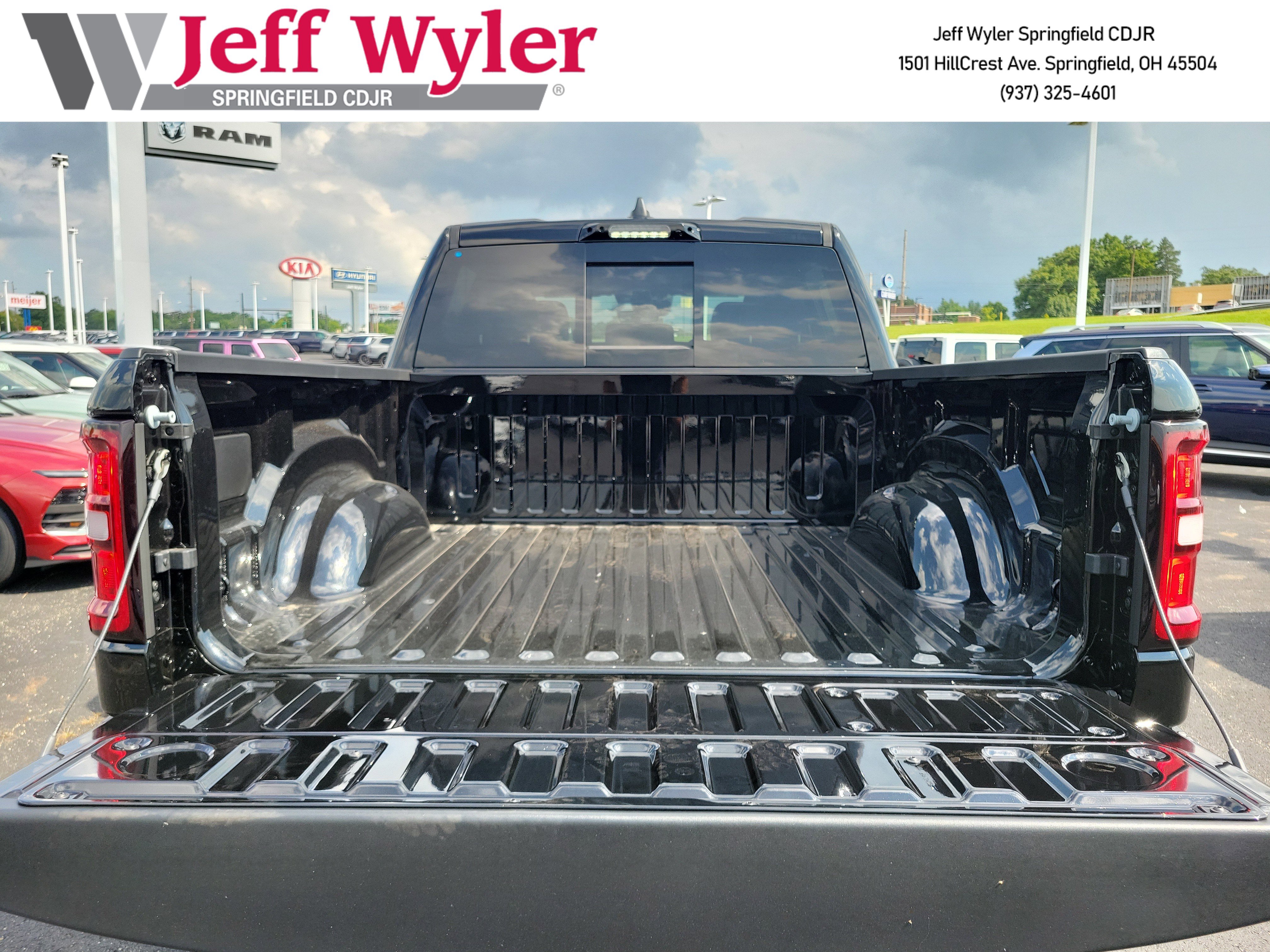 New 2026 RAM 1500 Laramie w/ Night Edition image 5