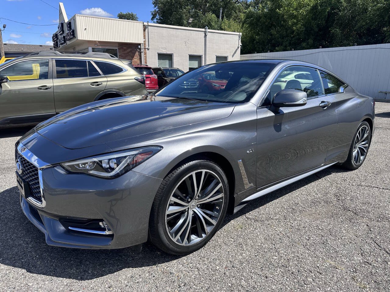 Used 2017 INFINITI Q60 2.0t w/ Cargo Package AWD/4WD image 1