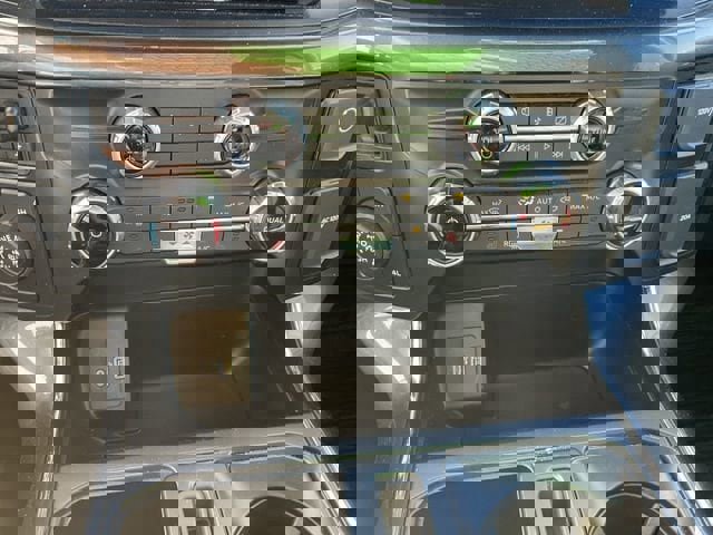 Used 2022 Ford F150 XLT w/ Equipment Group 302A High image 35