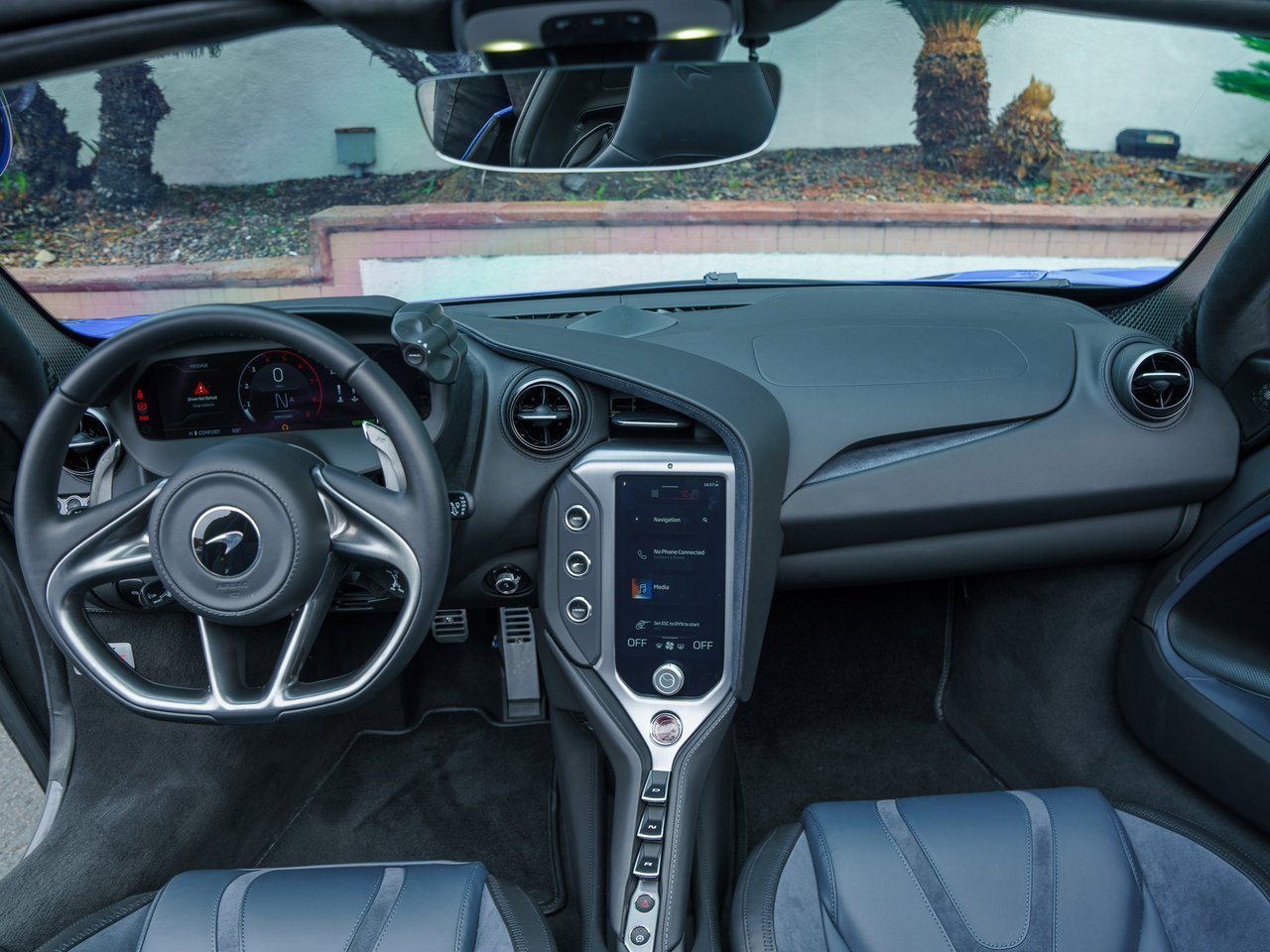 Used 2024 McLaren 750S Spider image 17