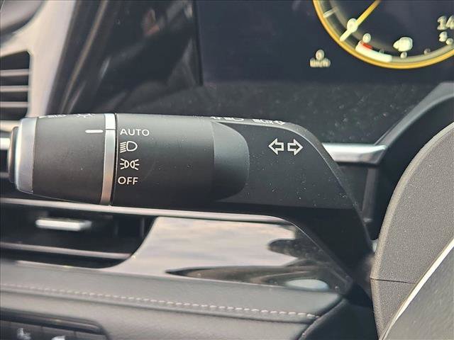 Used 2025 INFINITI QX80 Luxe RWD image 15
