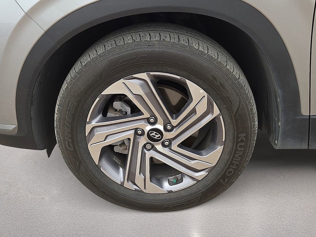 Used 2023 Hyundai Santa Fe SEL FWD image 10