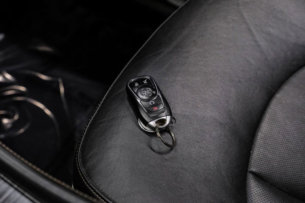 Used 2017 Buick Envision Essence FWD image 64