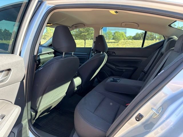 Used 2025 Nissan Altima 2.5 S FWD image 22