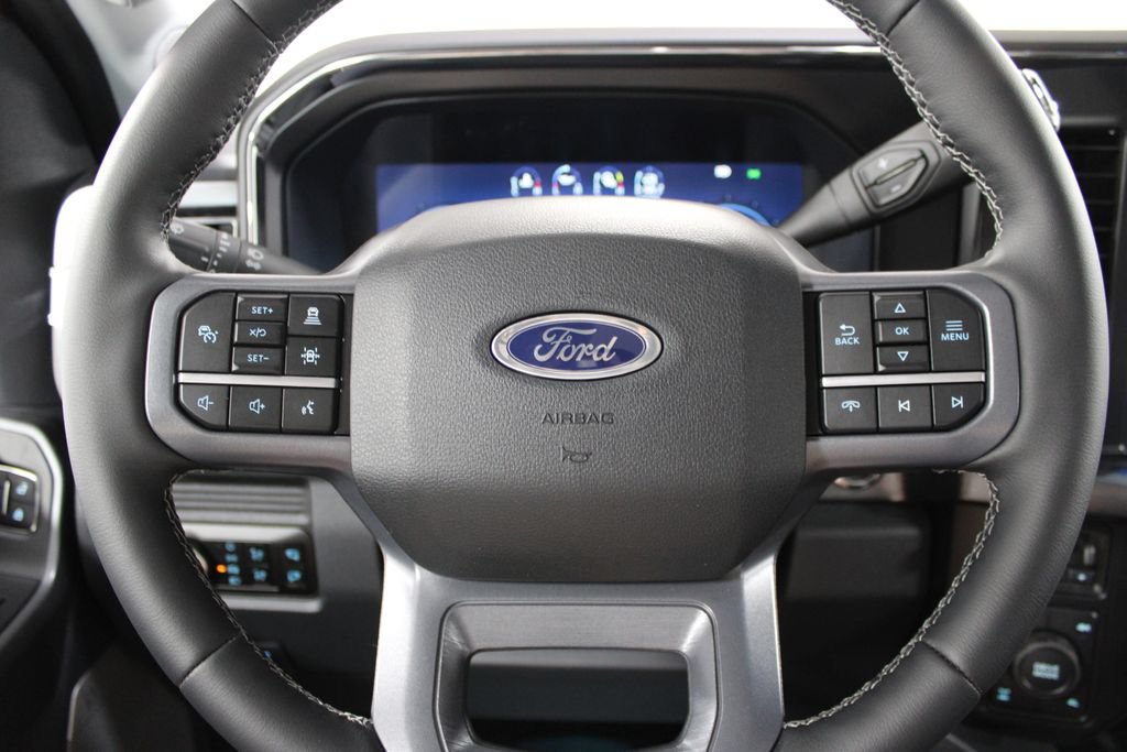 New 2026 Ford F250 Lariat w/ Black Appearance Package AWD/4WD image 41