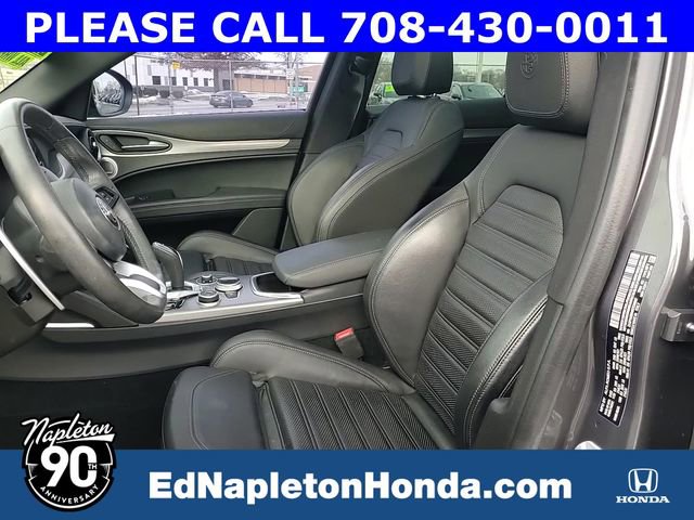 Used 2022 Alfa Romeo Stelvio Veloce image 10