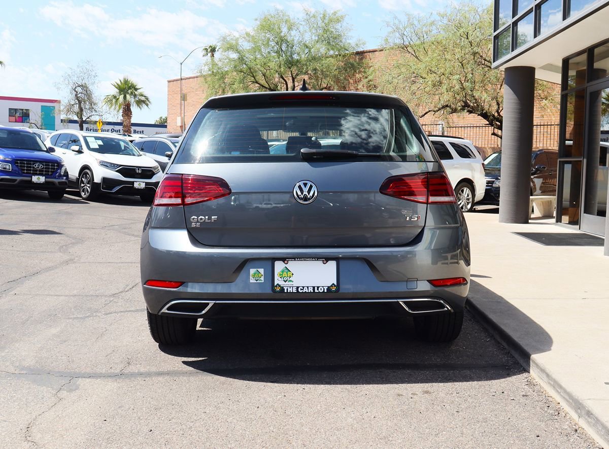 Used 2018 Volkswagen Golf SE image 11
