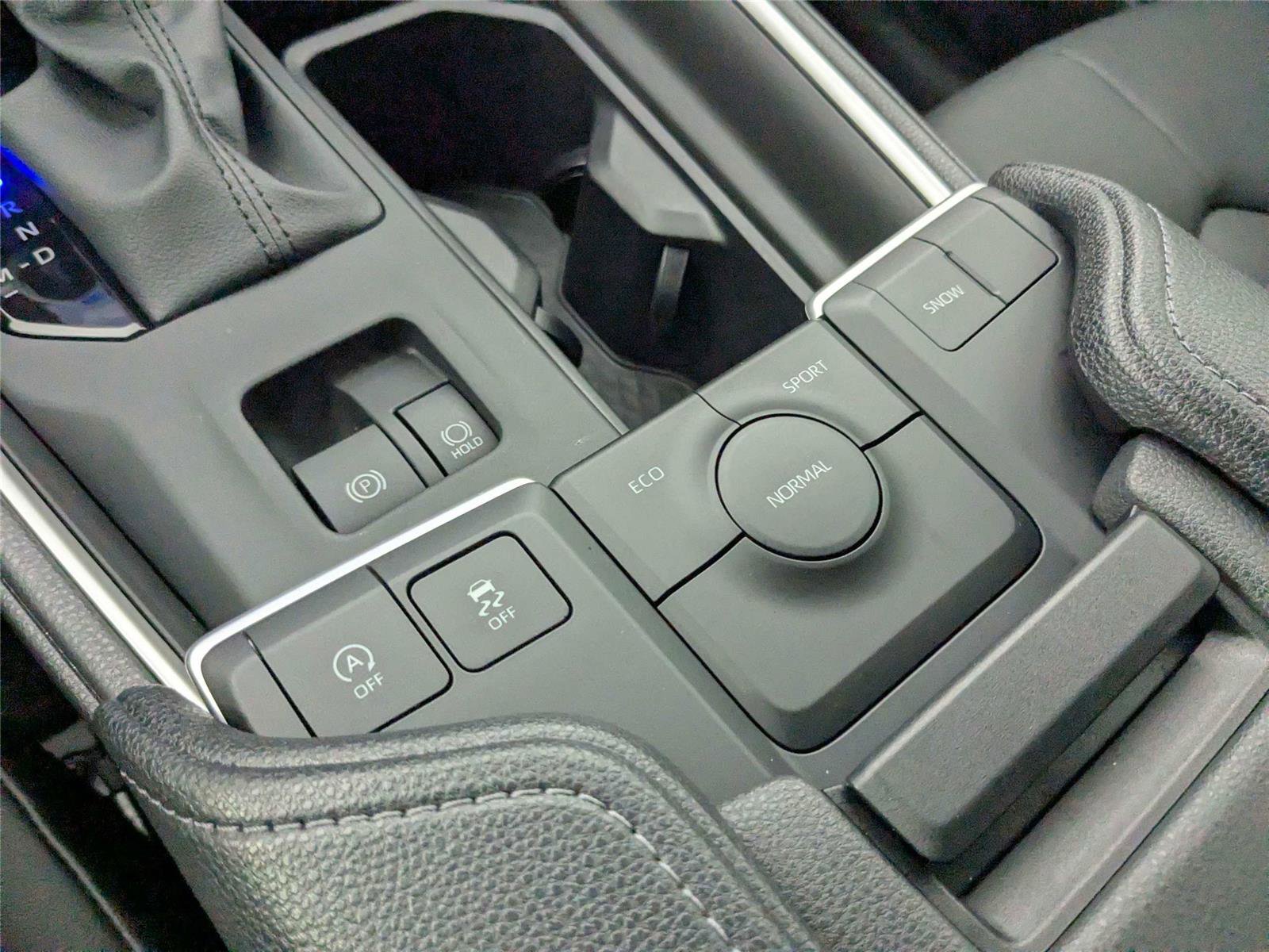Certified 2026 Toyota Grand Highlander FWD image 24