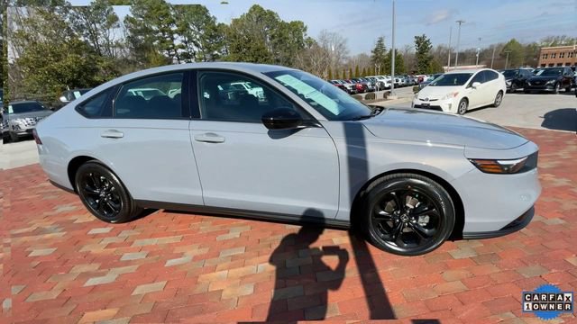 Certified 2025 Honda Accord SE image 3