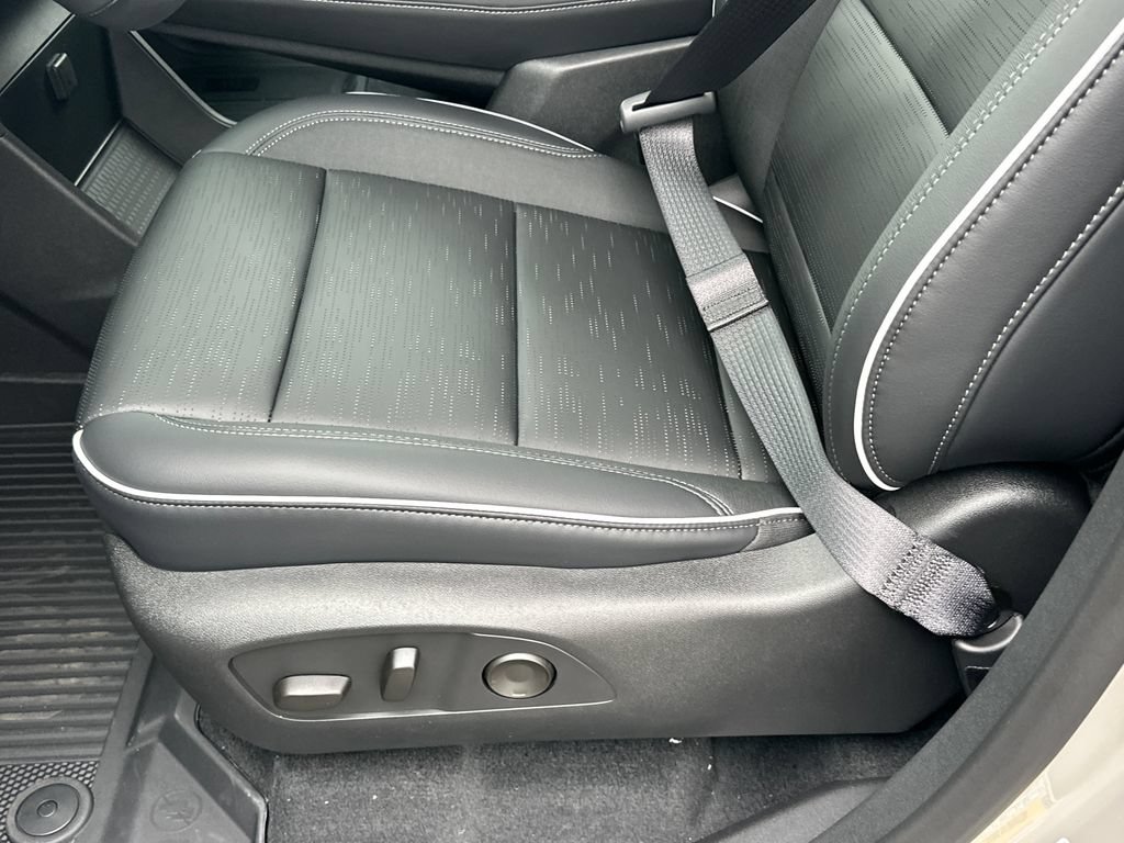 New 2026 Buick Enclave Sport Touring w/ Power Package AWD/4WD image 12
