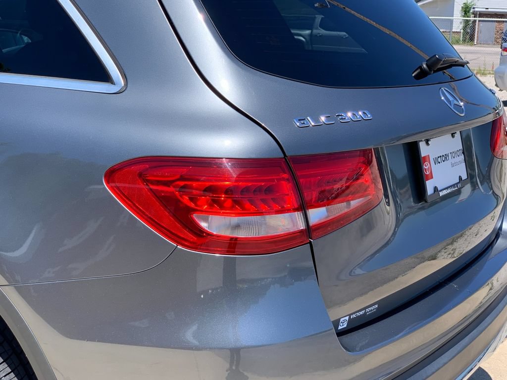 Used 2017 Mercedes-Benz GLC 300 4MATIC image 35