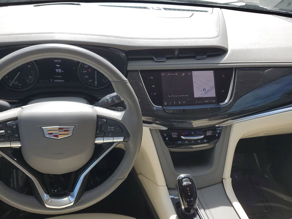 Used 2020 Cadillac XT6 Premium Luxury image 19