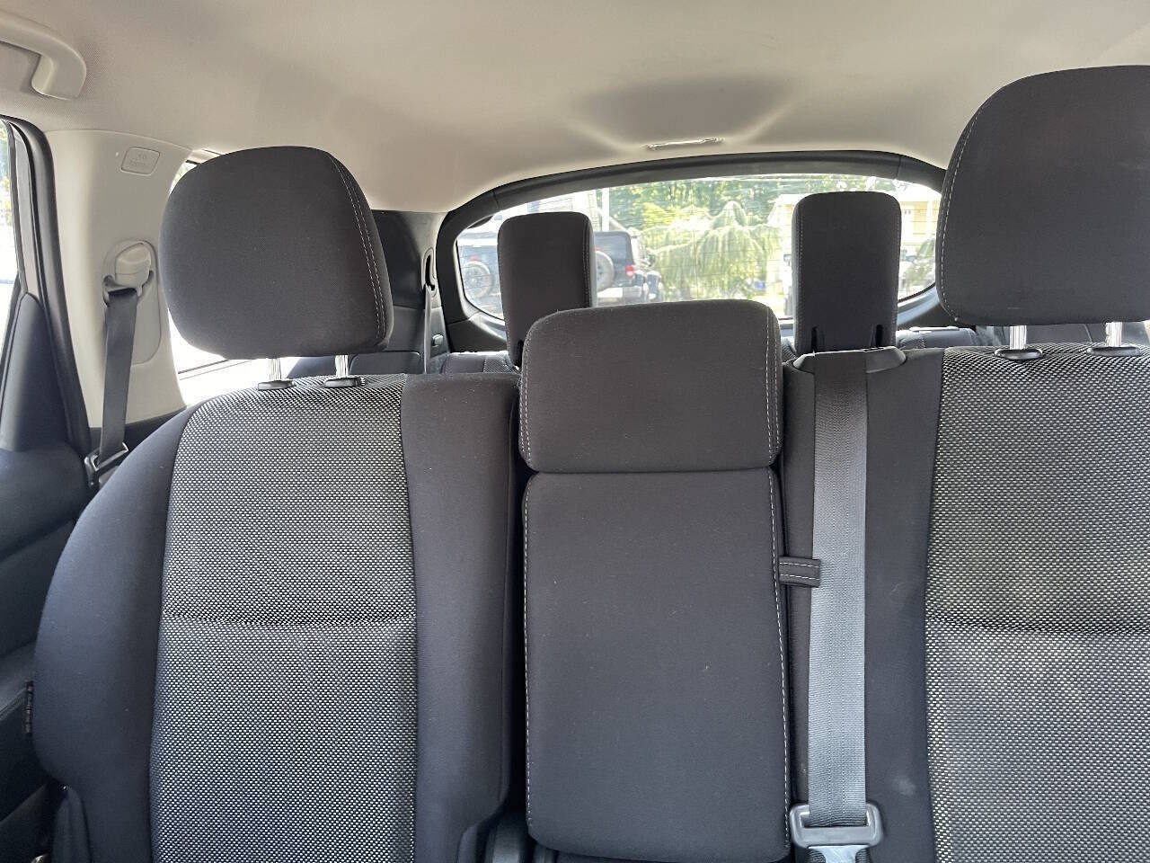 Used 2019 Nissan Pathfinder S AWD/4WD image 17