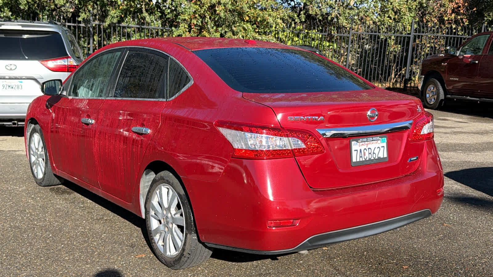 Used 2013 Nissan Sentra SL w/ Leather Pkg FWD image 7