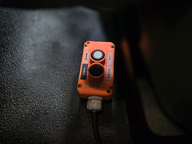 Used 2021 Ford F350 XL w/ Power Equipment Group image 12