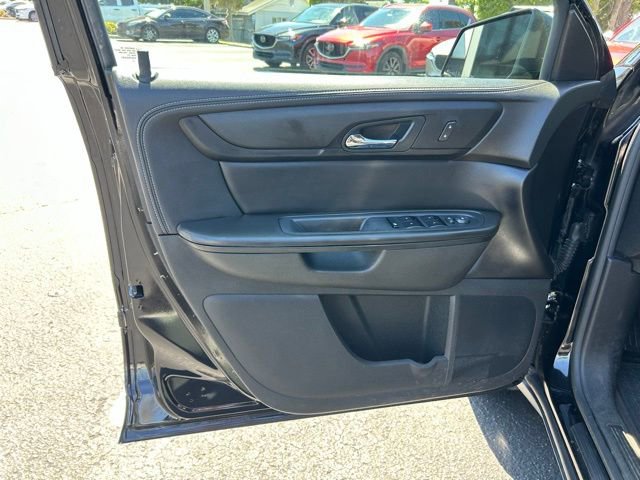 Used 2016 GMC Acadia SLE image 12
