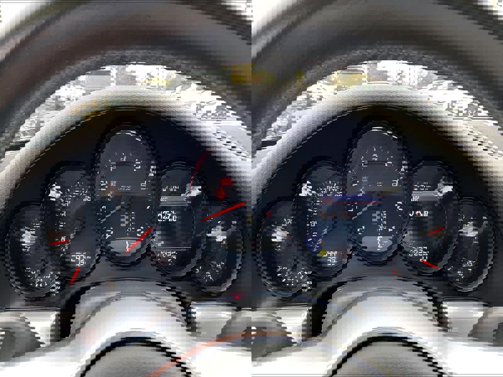 Used 2018 Porsche 911 Carrera image 19