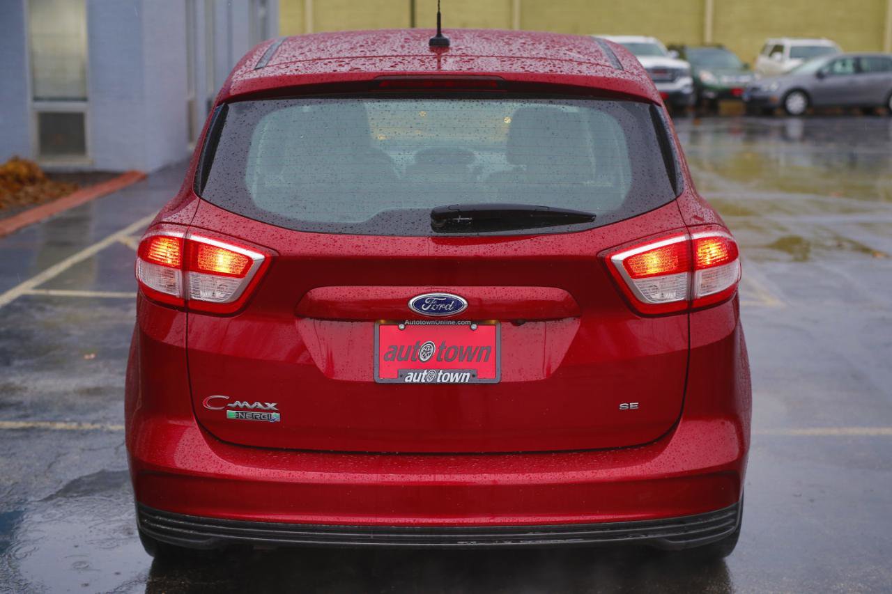 Used 2017 Ford C-MAX Energi SE w/ Equipment Group 402A image 14