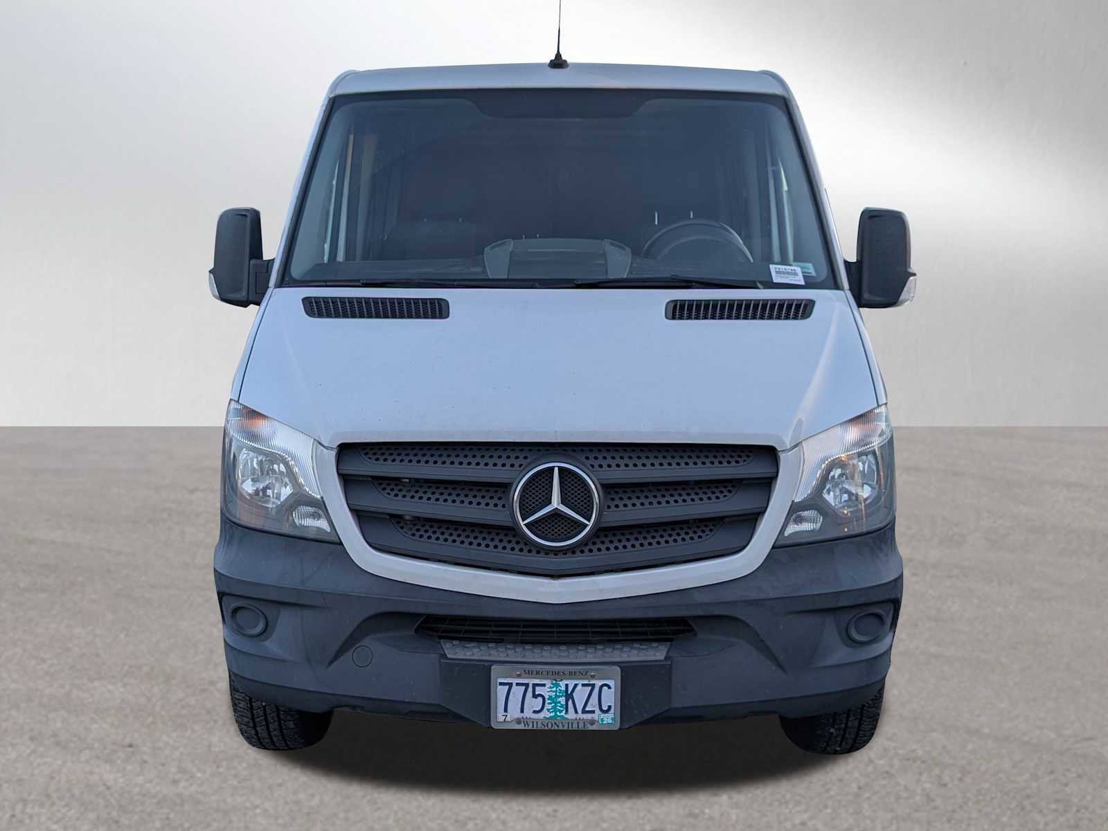 Used 2018 Mercedes-Benz Sprinter 2500 image 8