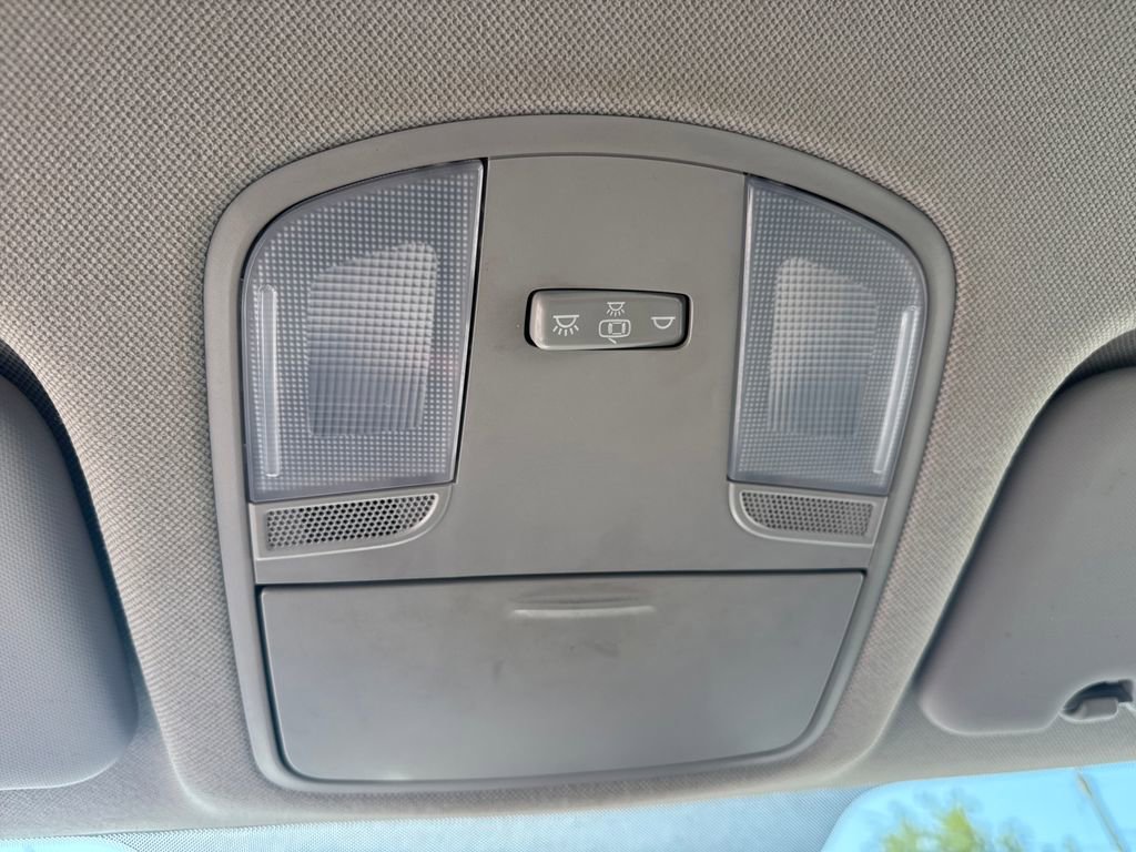 Used 2018 Hyundai Elantra SE FWD image 32