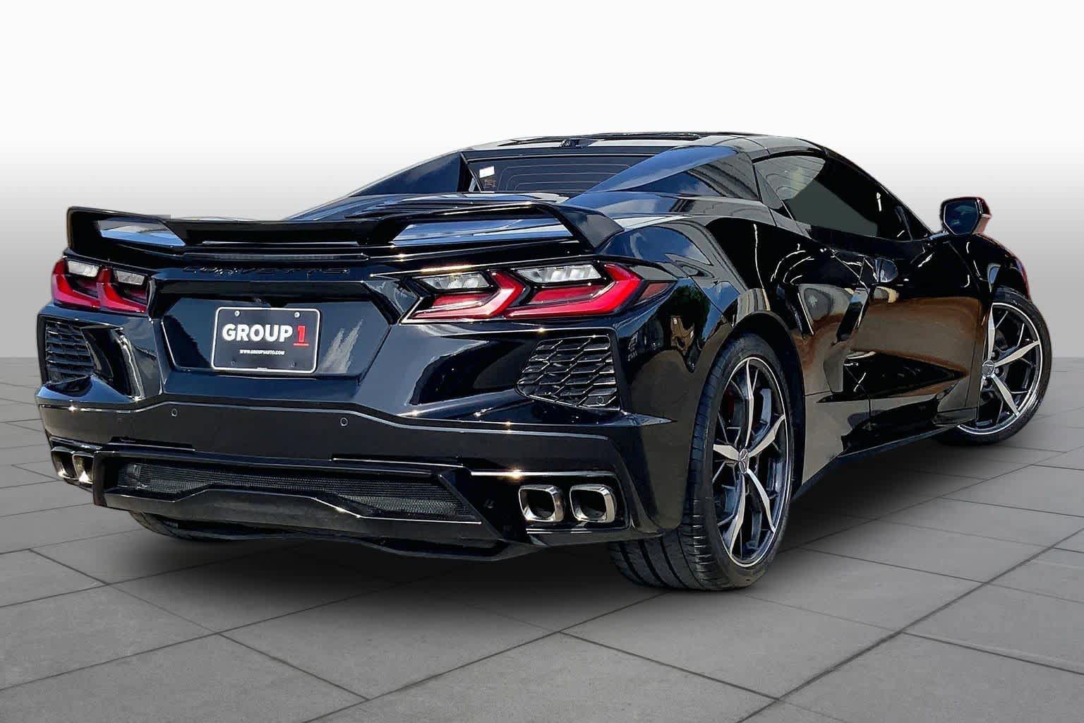 Used 2021 Chevrolet Corvette Stingray Preferred Conv w/ Z51 Performance Package RWD image 12