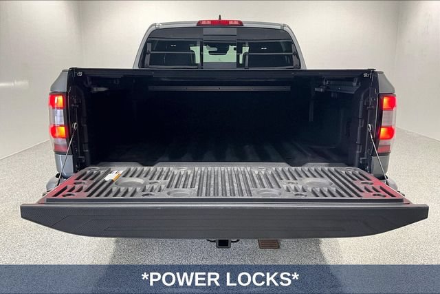 Used 2023 Nissan Frontier PRO-4X AWD/4WD image 10