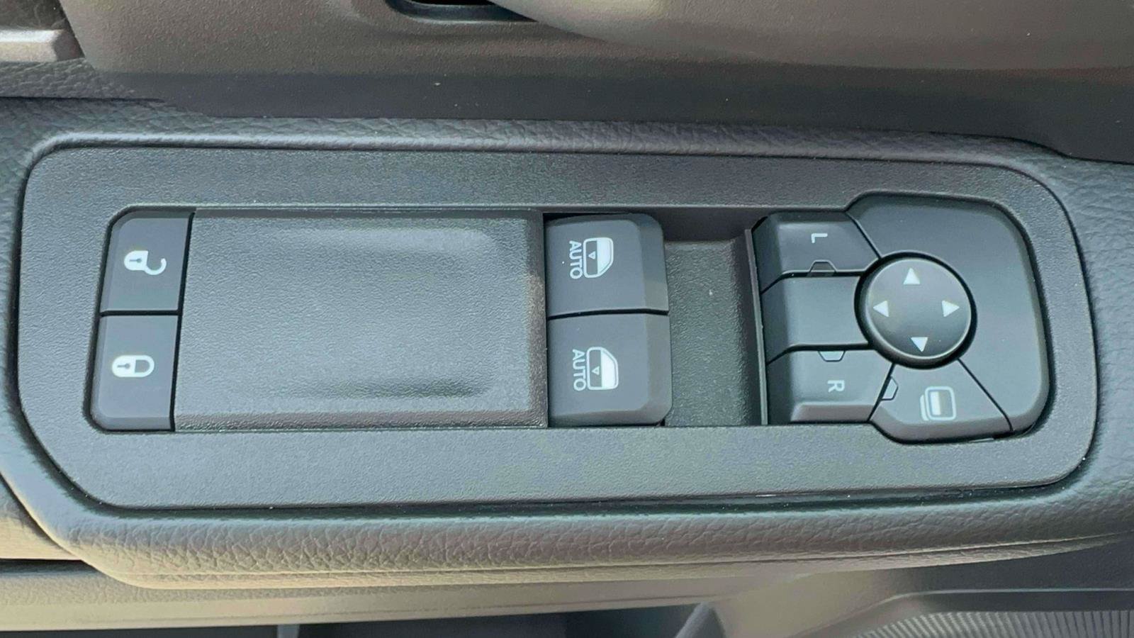 Used 2026 RAM 2500 Tradesman AWD/4WD image 10