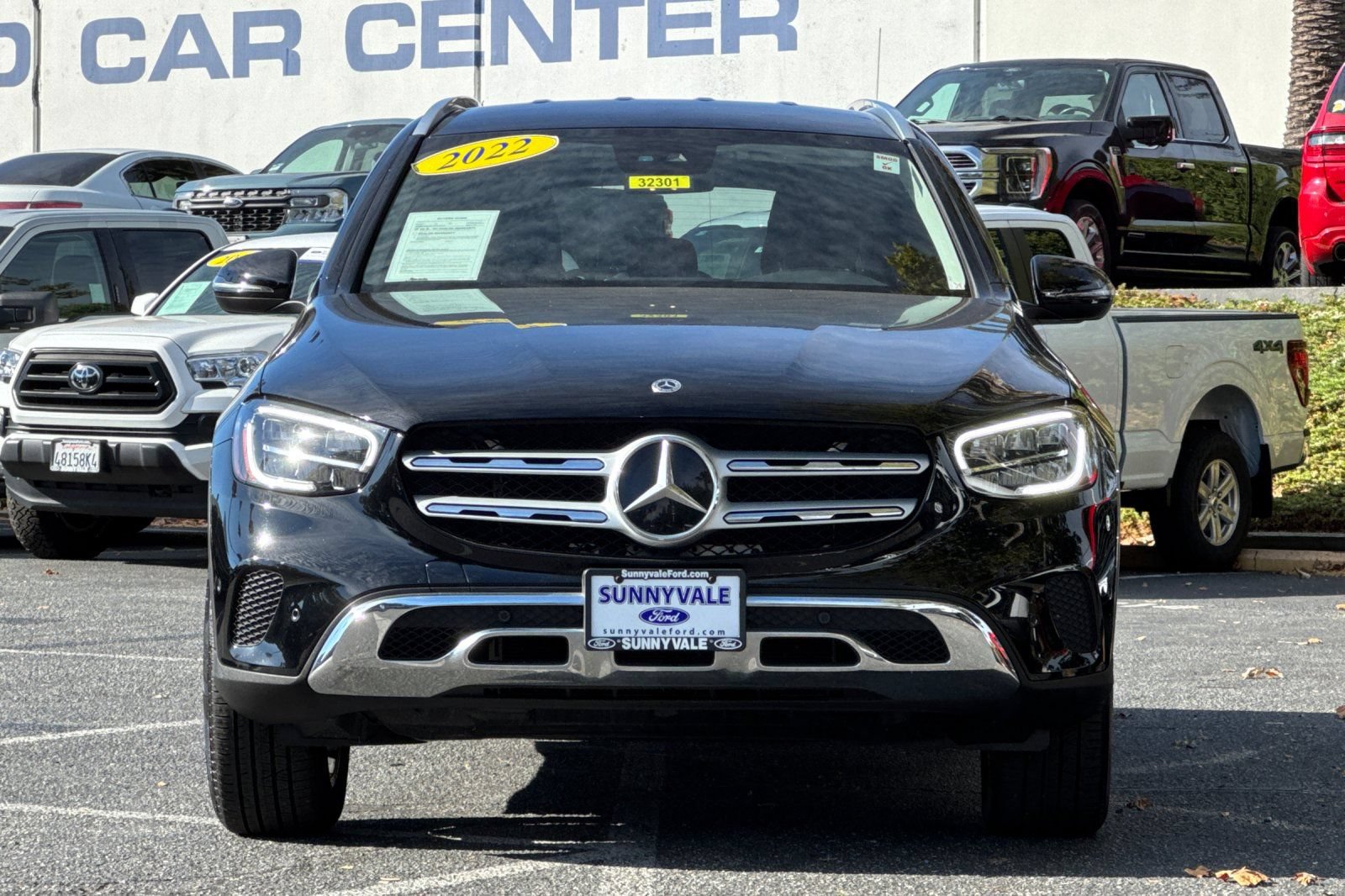 Used 2022 Mercedes-Benz GLC 300 w/ Premium Package Lite image 8