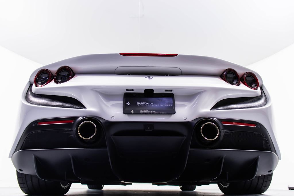 Certified 2022 Ferrari F8 Tributo image 23