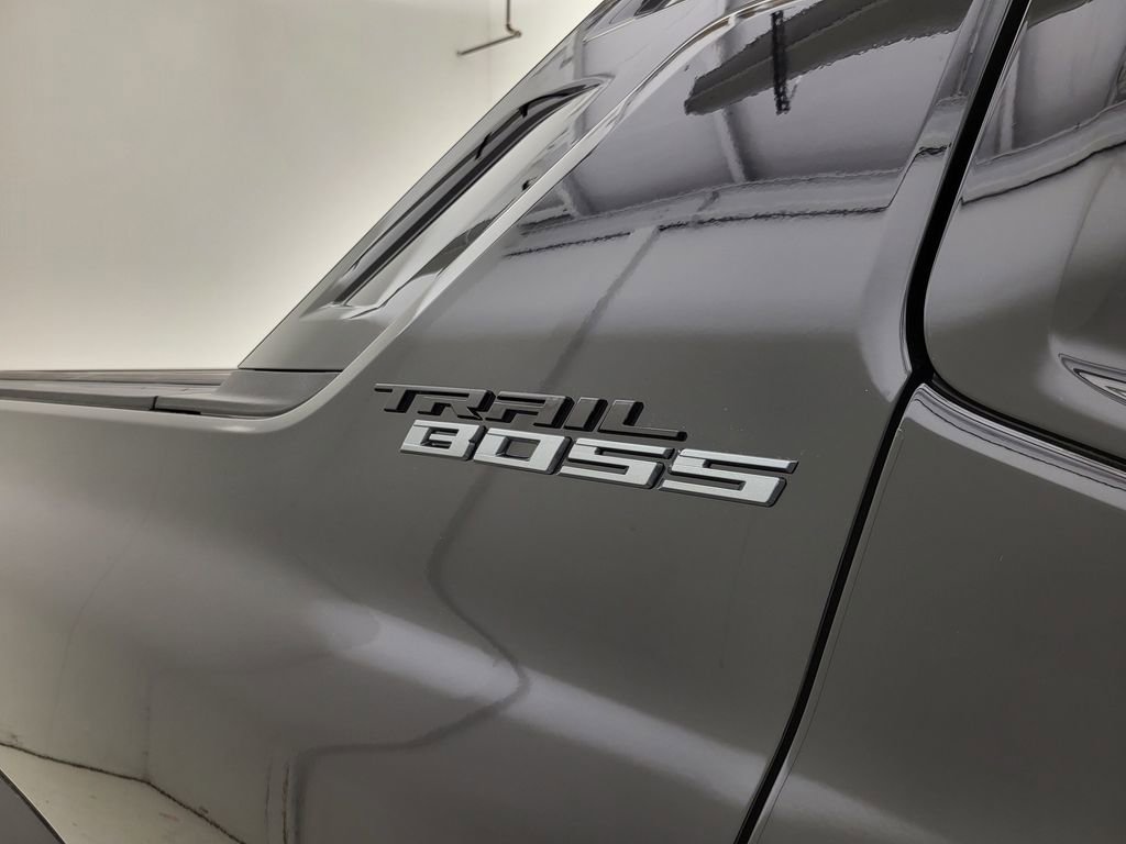 New 2026 Chevrolet Silverado EV Trail Boss w/ Plus Package AWD/4WD image 29