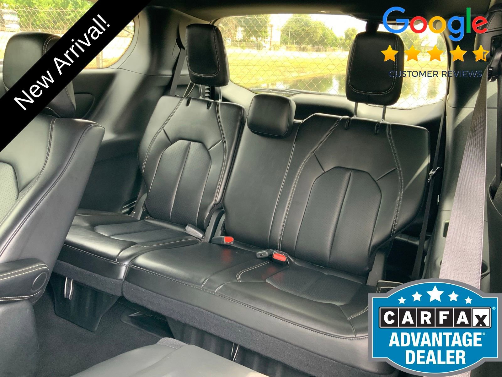 Used 2023 Chrysler Pacifica Touring-L w/ S Appearance Package FWD image 6