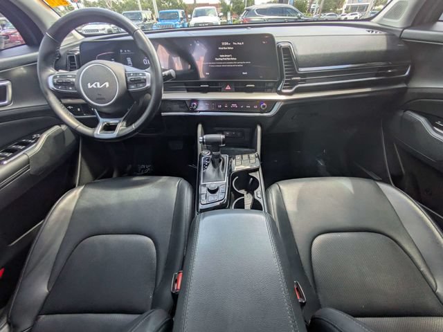Used 2023 Kia Sportage EX FWD image 13