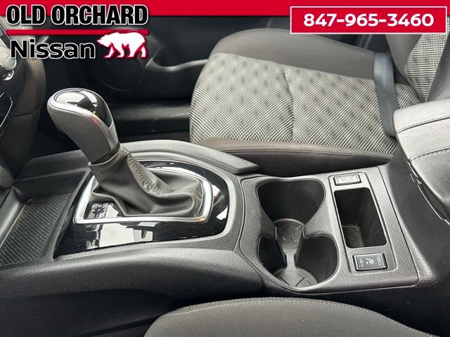 Used 2022 Nissan Rogue Sport SV image 16