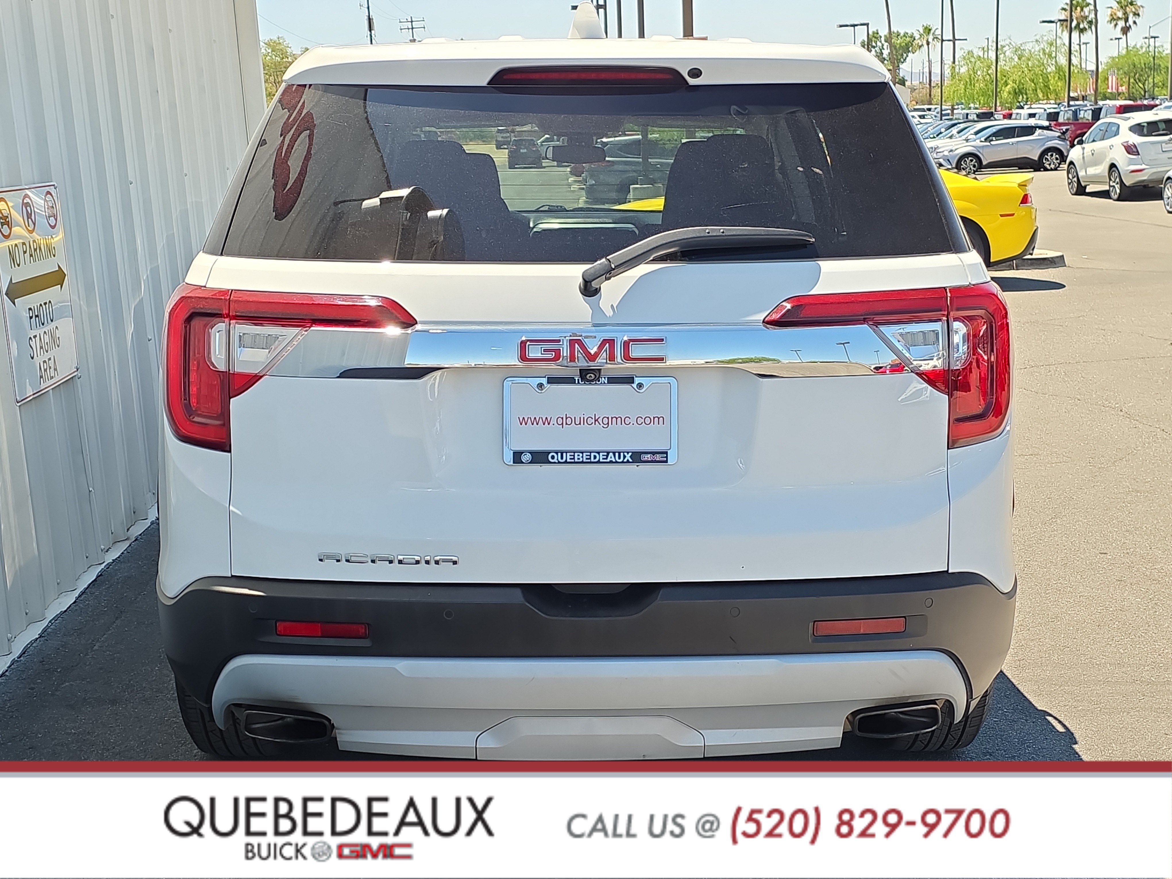 Used 2022 GMC Acadia SLE FWD image 6