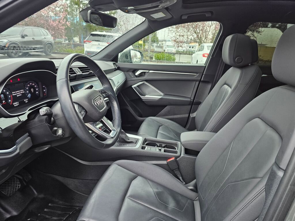 Used 2020 Audi Q3 2.0T Premium w/ Convenience Package image 25