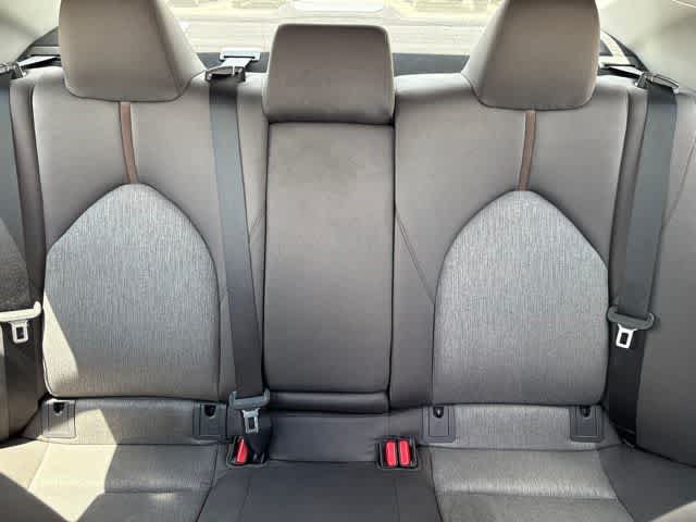 Used 2019 Toyota Camry LE FWD image 23