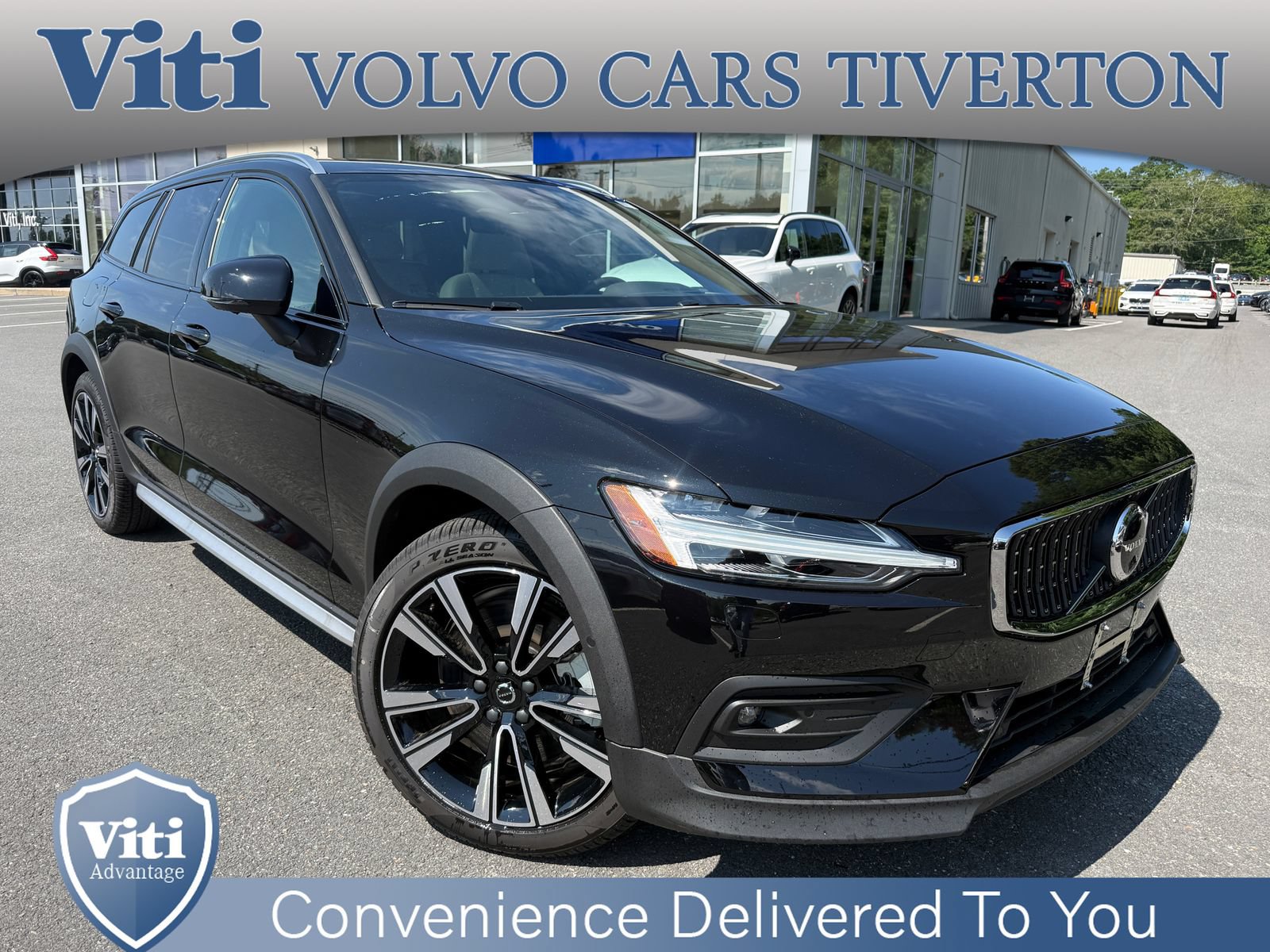 New 2026 Volvo V60 B5 Cross Country Ultra w/ Protection Package Premier