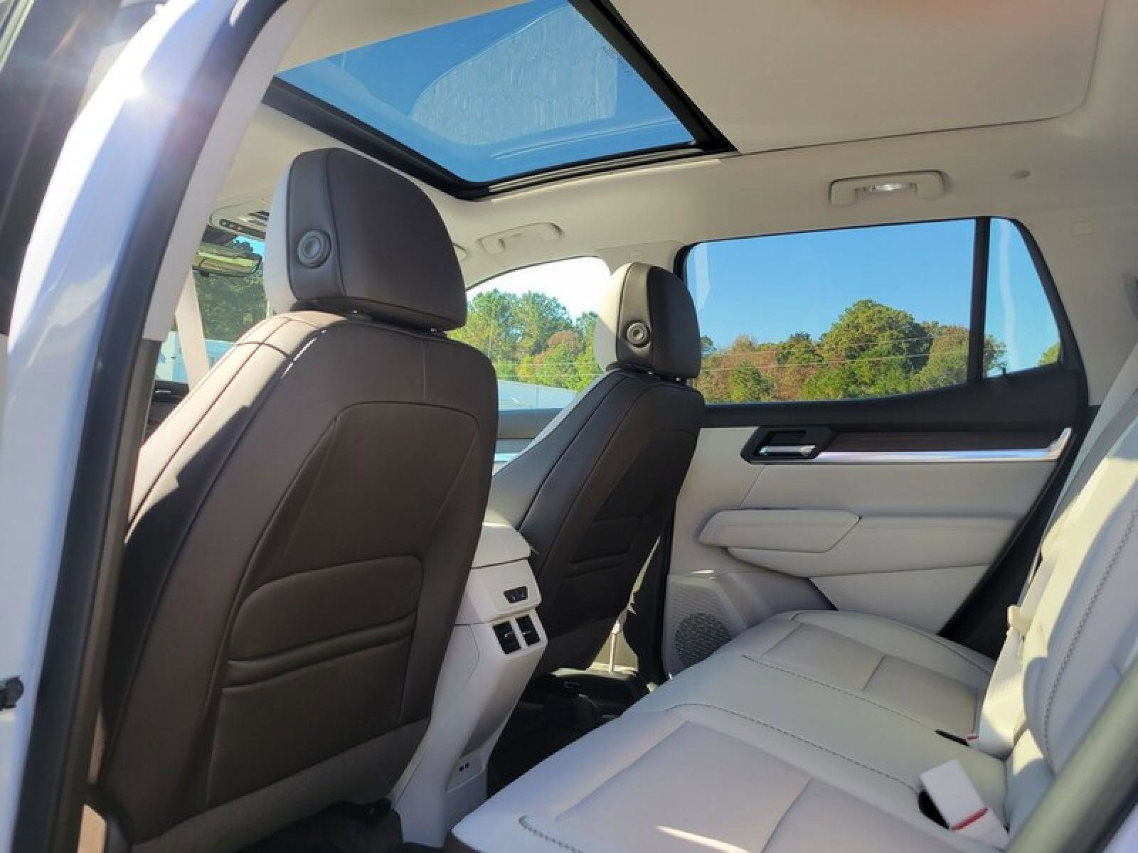 New 2026 GMC Terrain Denali w/ LPO, Floor Liner Package AWD/4WD image 25
