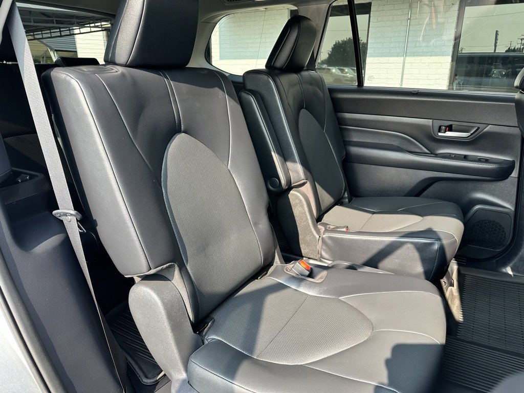 Used 2024 Toyota Grand Highlander XLE image 18