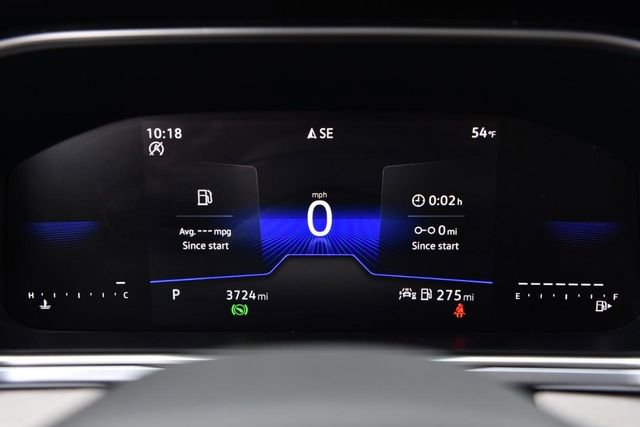Used 2025 Volkswagen Taos SE FWD image 11