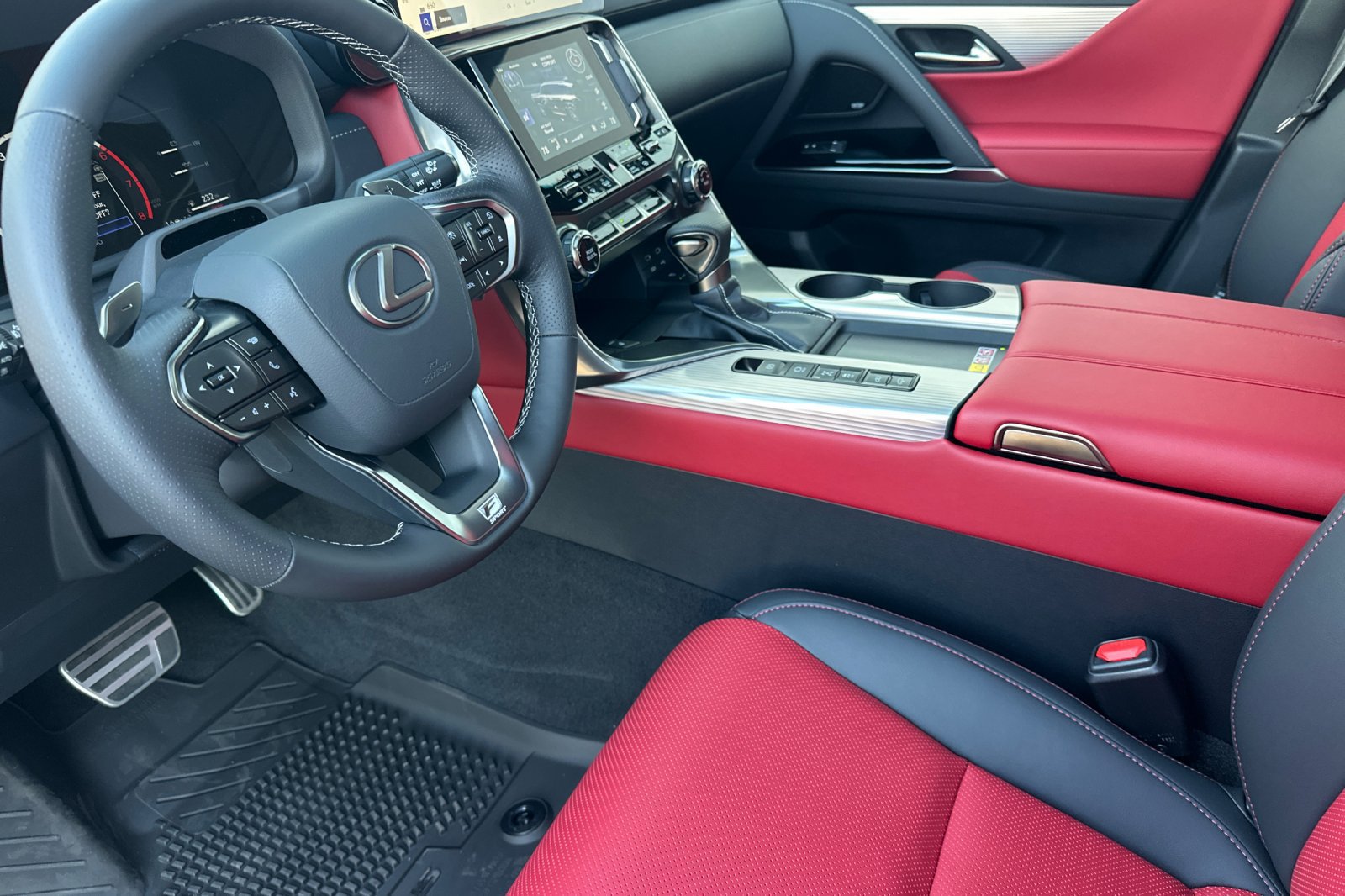 New 2026 Lexus LX 600 F Sport w/ Accessory Package (2T) AWD/4WD image 7