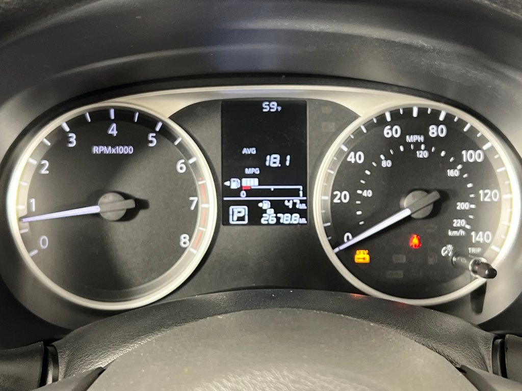 Used 2025 Nissan Kicks Play S image 11