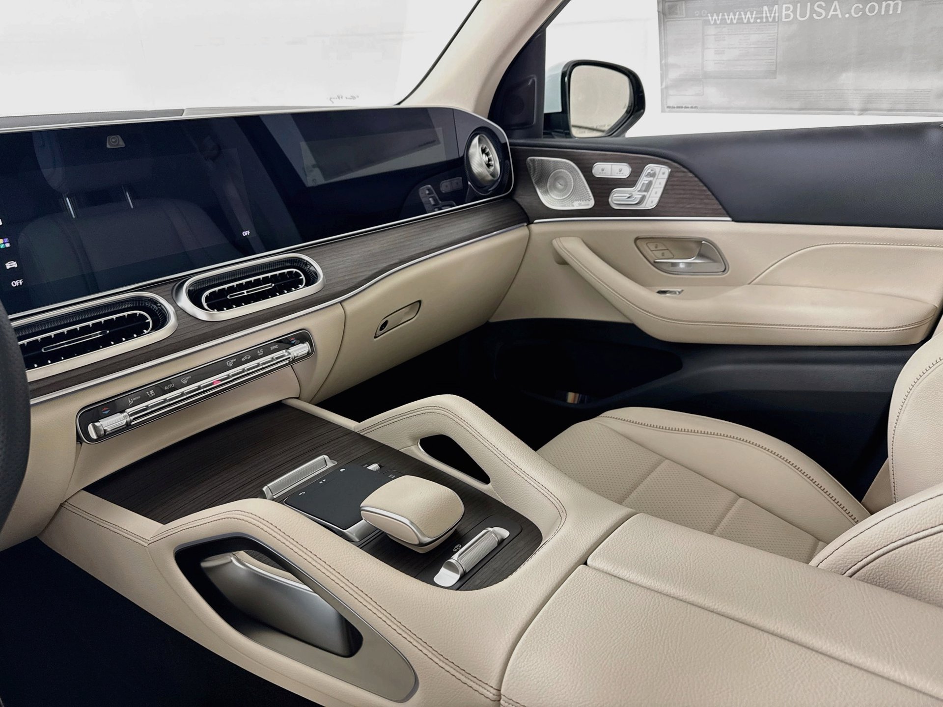 New 2027 Mercedes-Benz GLS 450 4MATIC image 25
