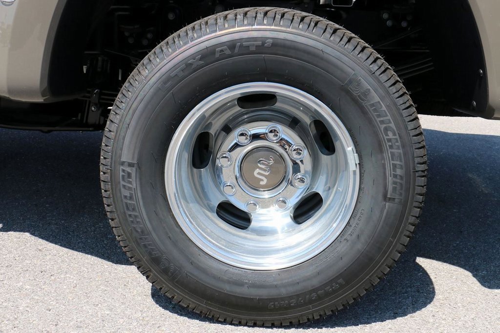 New 2026 Ford F350 King Ranch image 9