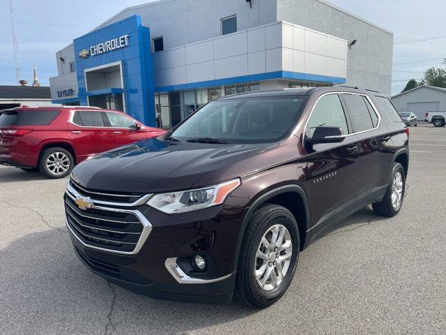 Used 2020 Chevrolet Traverse LT FWD image 2