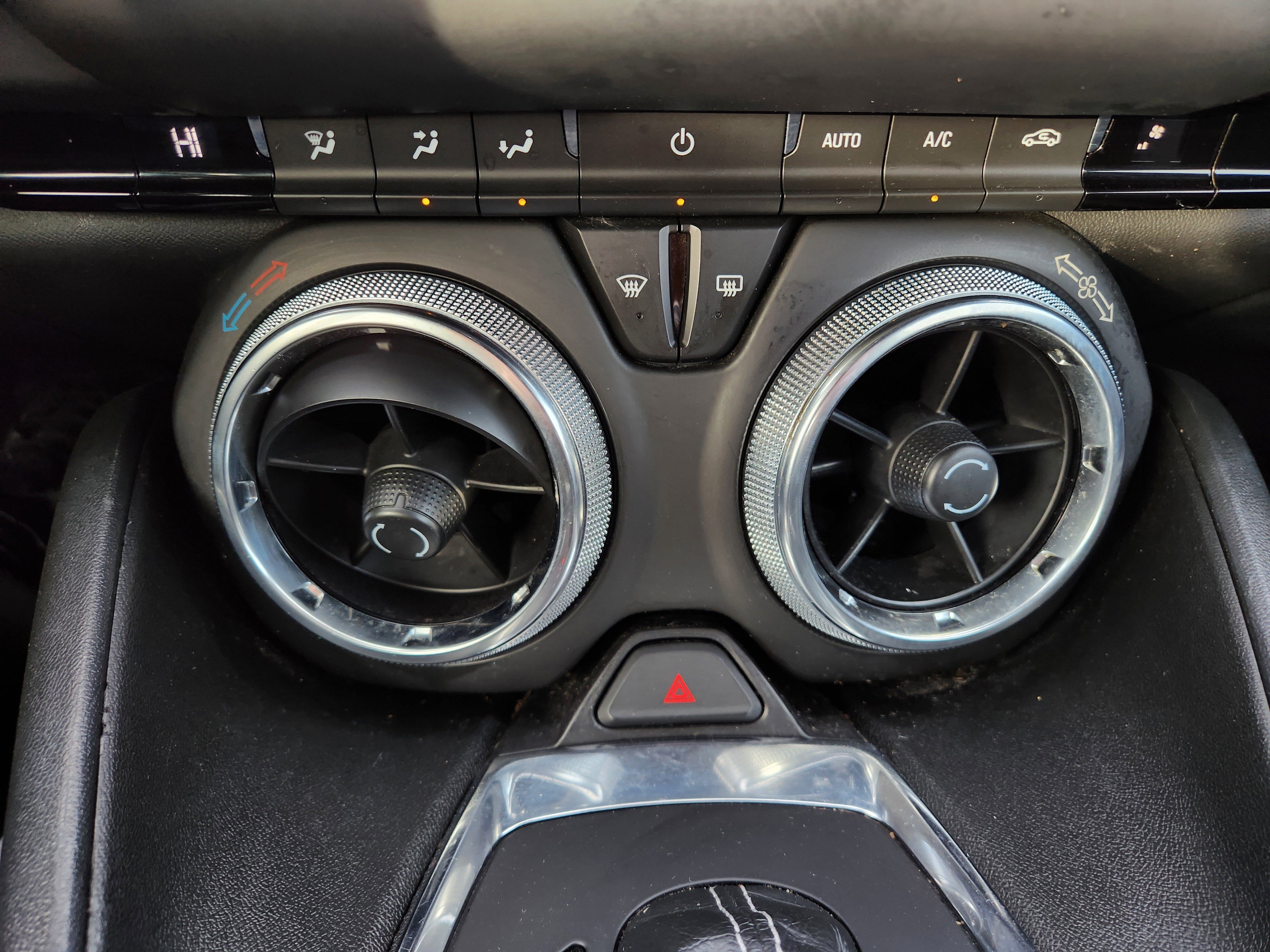 Used 2023 Chevrolet Camaro LT image 8