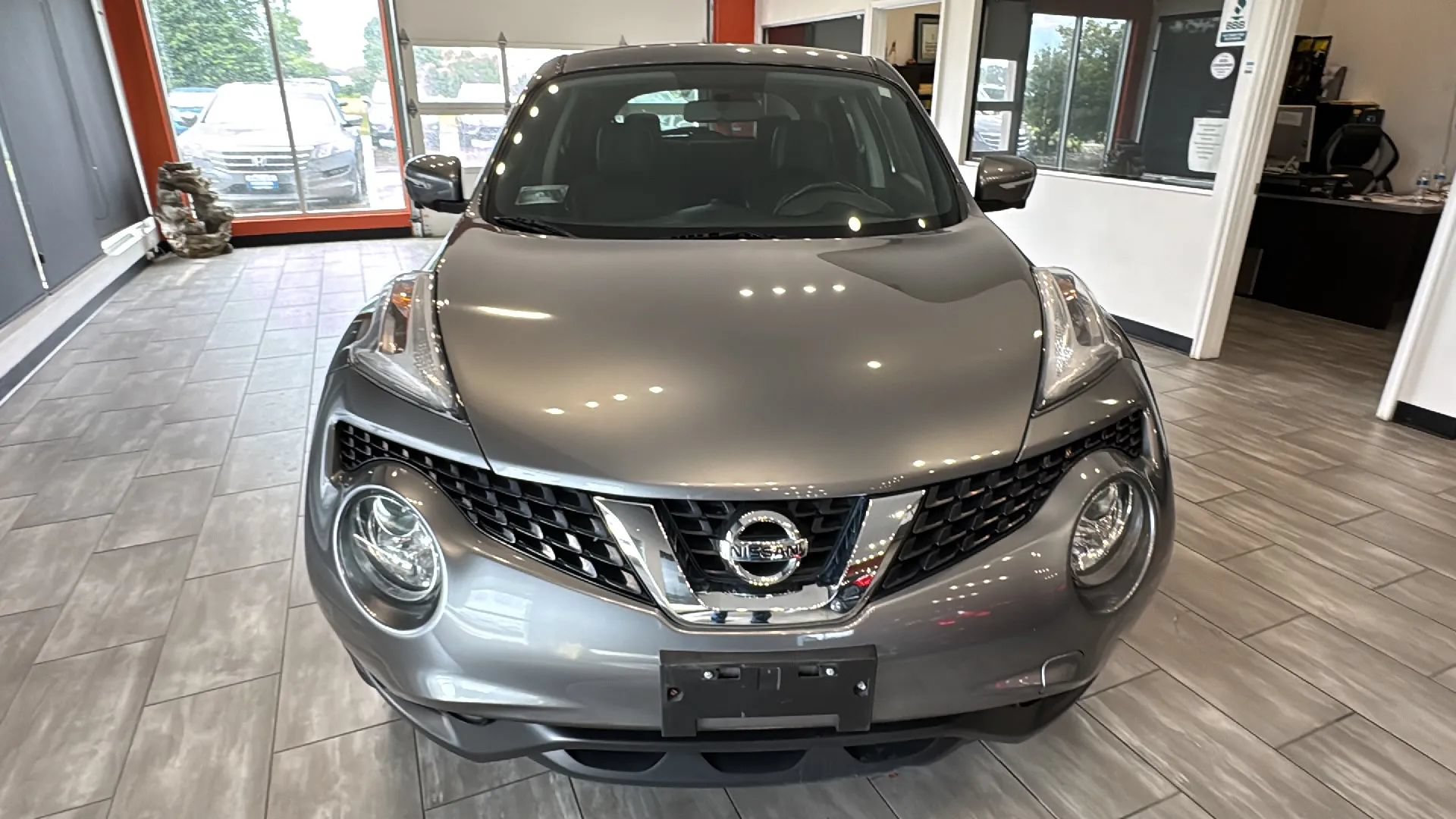 Used 2016 Nissan Juke SL AWD/4WD image 3